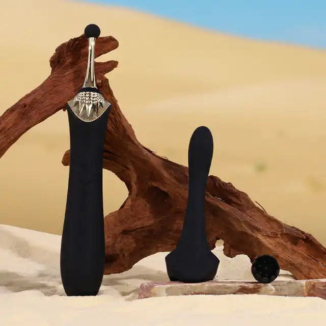 Zalo - Clitoral Bess Black USB. Luksusowy stymulator łechtaczki i punktu G, 3 nakładki. Mega design. 