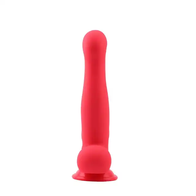 Chisa Novelties - Red dildo Deluxe 02. Czerwone elastyczne dildo 5 cm średnicy 
