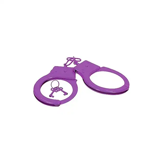  Shots Toys - Metal Handcuffs Purple. Fioletowe kajdanki z lekkiego metalu z łańcuszkiem 