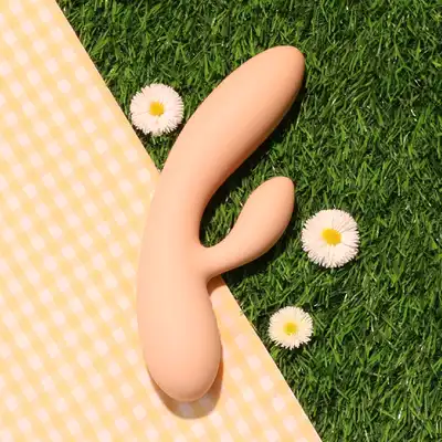 Feelztoys - Lea Rabbit Vibrator Citrus - wibrator do stymulacji punktu G i łechtaczki w ślicznym pomarańczowym kolorze