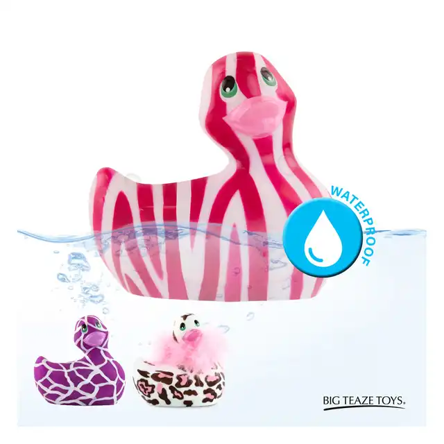 I Rub My Duckie 2.0 . Uroczy wibrator w kształcie kaczuszki. Biało-różowy. 7 trybów wibracji 