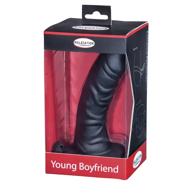 Malestation - Young Boyfriend. Wygodny czarny strapon dla mężczyzn z wytrzymałą uprzężą 