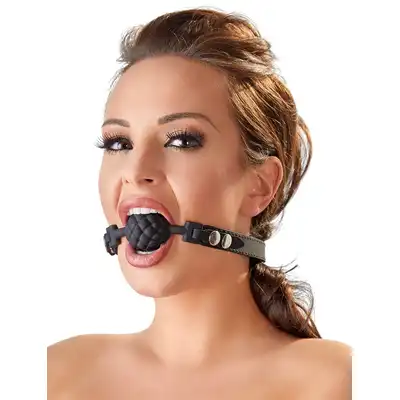 Bad kitty - Gag. Teksturowany silikonowy knebel w kształcie kuli 