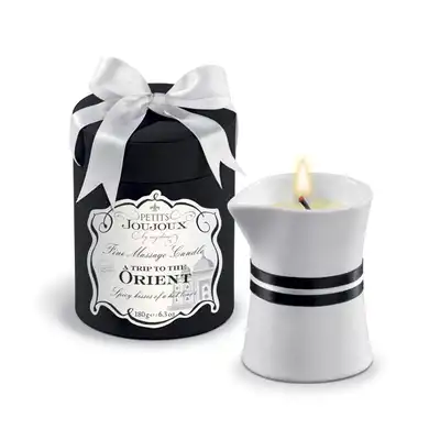 Petits Joujoux - Massage Candle Orient 190g . Świeca do masażu o cudownym zapachu granatu i białego pieprzu. Luksusowa. 