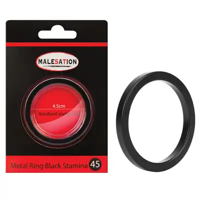 Malestation - Metal Ring Black Stamina. Czarny metalowy ring na penisa z wysokiej jakości aluminium 4,5 cm średnicy 