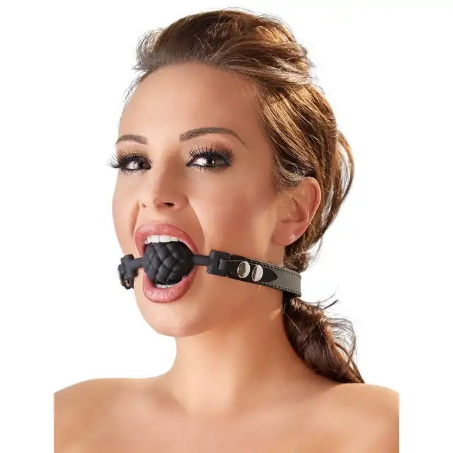 Bad kitty - Gag. Teksturowany silikonowy knebel w kształcie kuli 