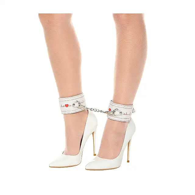 Ouch! -  Ankle Cuffs Nurse White. Kajdanki na nogi z motywem pielęgniarskim. Super efektowne.Ostatnia sztuka!