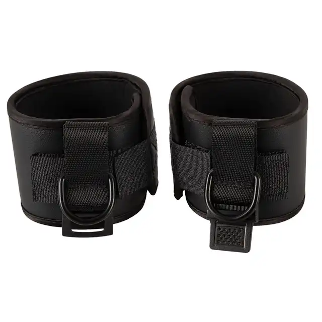 Bad Kitty - Spank Me Cuffs. Solidne kajdanki z prowokacyjnym napisem `spank me`. 