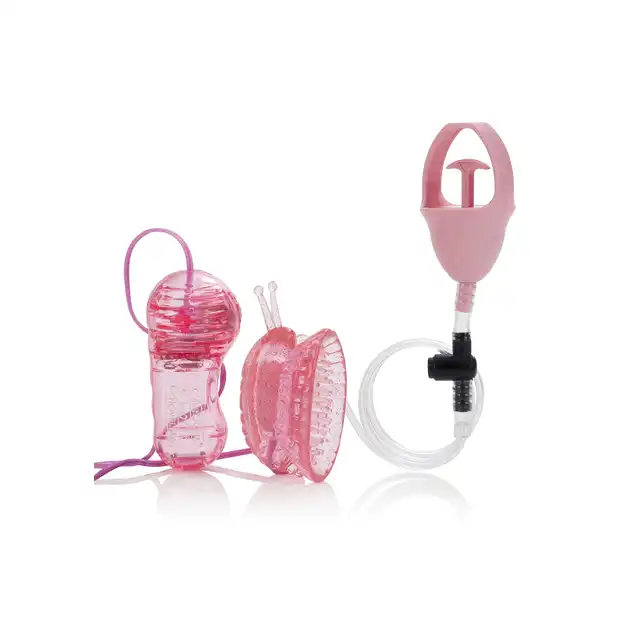  Calexotics - Butterfly Clitoral Pump. Pompka do łechtaczki w kształcie elastycznego motylka. Mocne wibracje 