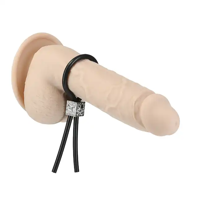 Lux Active - Tether Adjustable Cock Tie. Czarne lasso na penisa z motywem czaszki 