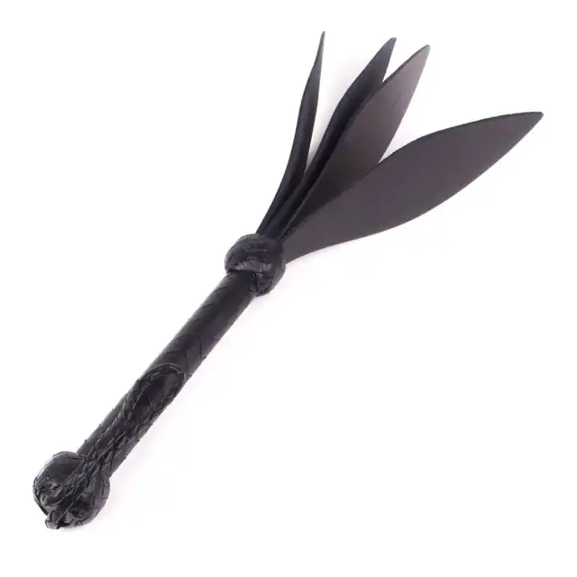 Kiotos - 3-Fold Spade Slaper Black Leather - czarny skórzany bat z solidną rączką
