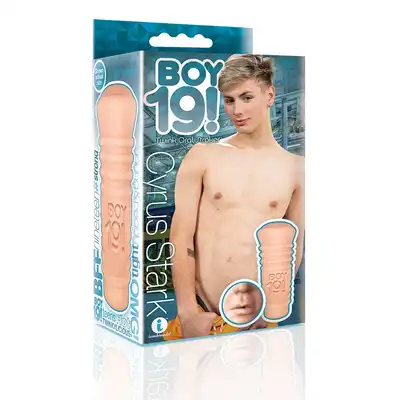 Boy19! - Teen Twink Cyrus Stark. Realistyczny odlew ust Cyrusa Starka. Nieziemskie doznania. 