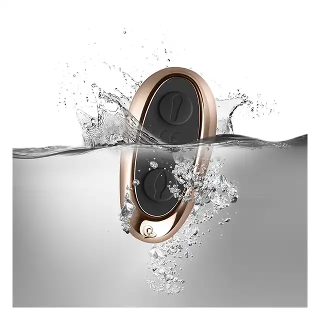  Rocks-Off - Petite Sensations Black USB. Plug na pilota  z satynowego silikonu, 10 trybów mega wibracji