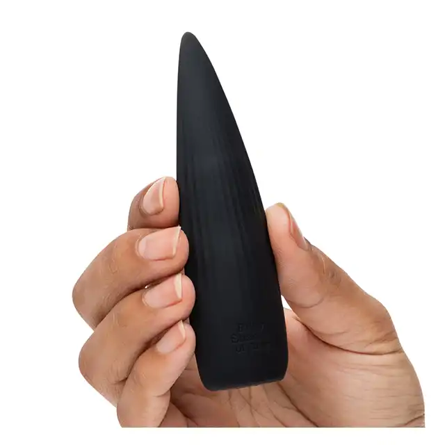 Fifty Shades of Grey - Sensation Flickering Tongue Vibrator - mini wibrator z precyzyjnym języczkiem. Elegancja i przyjemność 