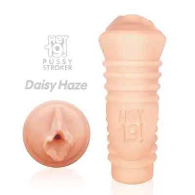 Hey19!- Teen Pussy Daisy Haze. Teksturowana sztuczna wagina nastolatki 
