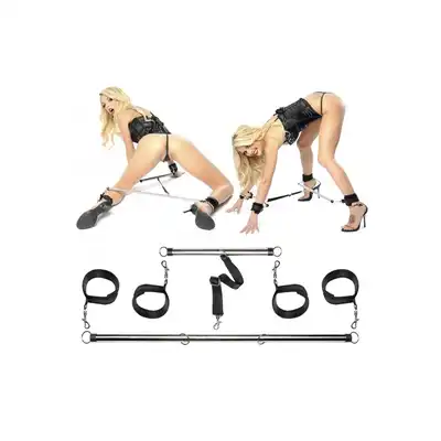Fetish Fantasy - Spread Em Bar&amp;Cuff Set. Zestaw rozpórek i kajdanek do zniewalania. Super jakość i dużo pozycji 