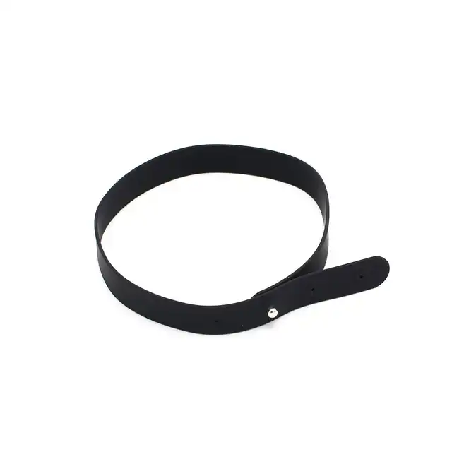 O-Products - Silicone Collar (BITCH) - silikonowa obroża z prowokującym napisem. Gładki silikon