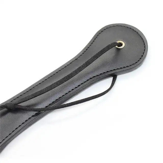 Oproducts - Whip paddle slave - czarna, mocna packa z czerwony napisem SLAVE