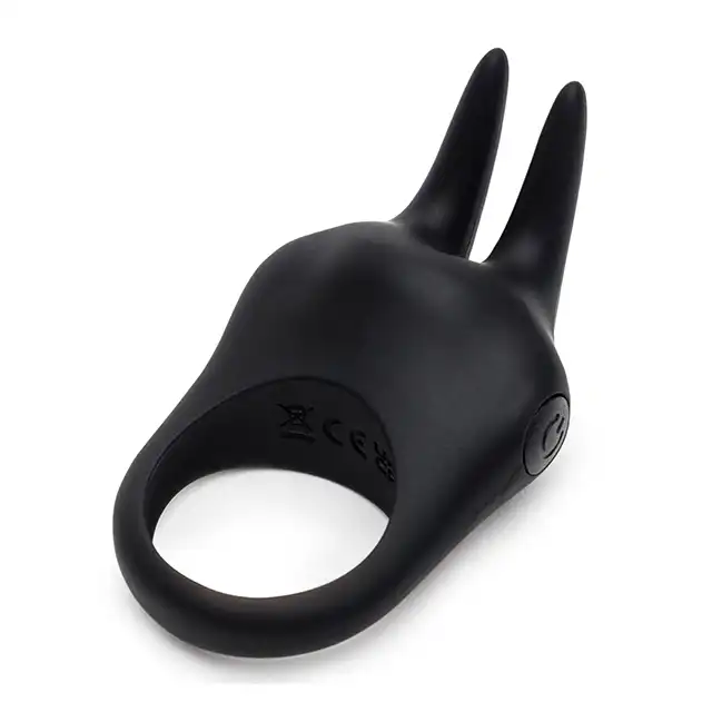 Fifty Shades of Grey - Sensation Vibrating Rabbit Love Ring - wibrujący pierścień na penisa. Elegancja i przyjemność