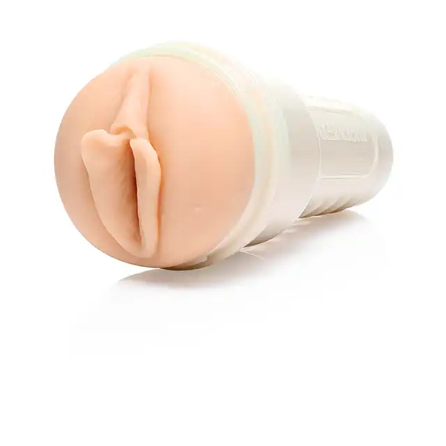Fleshlight - Gina Valentina. Realistyczny masturbator. Numer 1 na świecie!