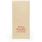 Fifty Shades of Grey - Sweet Anticipation Faux Feather Tickler - fenomenalne piórko w czerwonym kolorze. Podkręcona sesja BDSM