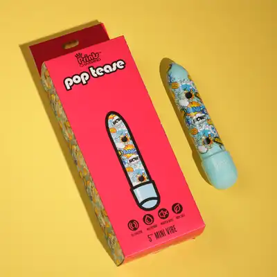 Prints Charming - Pop Tease 5" Blue. Rozkoszny, smukły wibrator z wybuchowym printem. Idealny do Twojej torebki.
