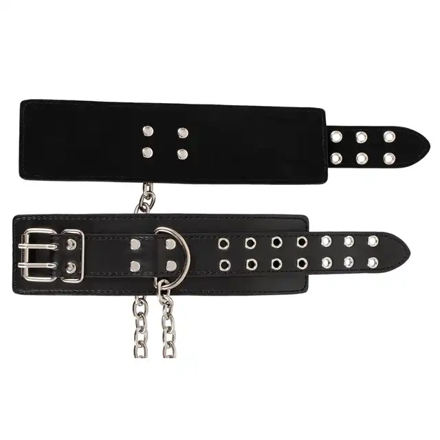 Fetish Collection - Cuffs&amp;Plug.  Plug analny z kajdankami i łańcuchami zapinanymi na kłódki! Rozkosz innowacyjnego zniewolenia!
