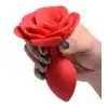 Master Series - Booty Bloom Plug Large. Silikonowy plug analny 12,7 cm z elegancką czerwoną różą