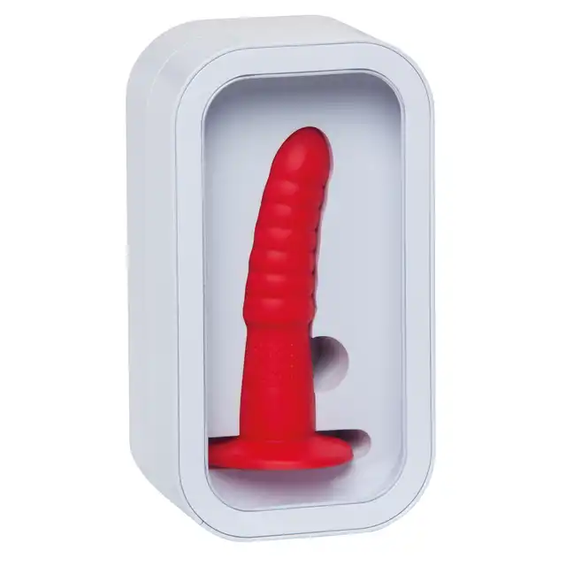 Ylva &amp; Dite - Aria Red Dildo - prążkowane, czerwone dildo wykonane z silikonu premium