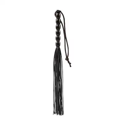 Guilty Pleasure BDSM - Rubber Mini Whip. Mini bat z delikatnymi paskami i elegancko zdobioną rękojeścią. Delikatne głaskanie i mocniejsze uderzenia