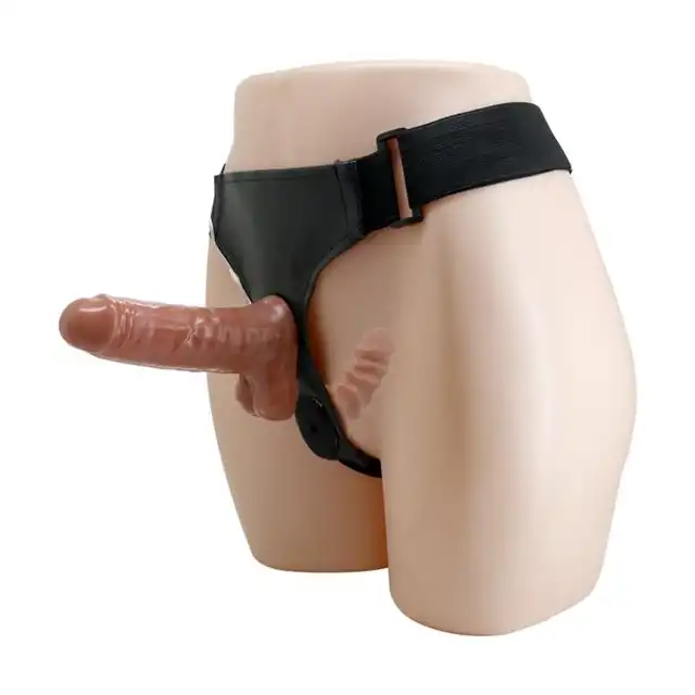 Baile - Ultra Passionate Double Harness. Fantastyczny podwójny strap-on dildo z funkcją wibracji. Popularny strap-on, który oferuje niesamowitą wartość i zapewnia pełną satysfakcję.