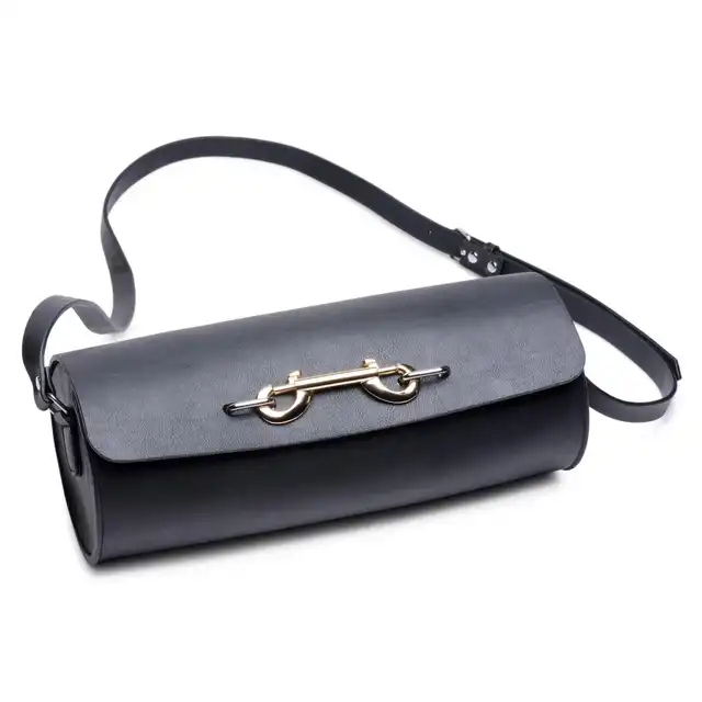 Master Series - Bow Luxury BDSM Set With Travel Bag. Luksusowy zestaw do BDSM zapakowany w elegancką torbę do przechowywania i podróży. Zestaw z kokardkami