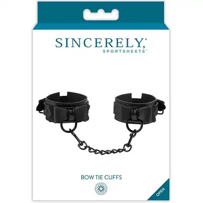 Sportsheets - Sincerely Bow Tie Cuffs - czarne mankiety z łańcuchem i kokardkami