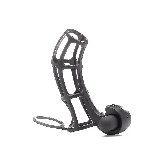 ShotsToys - Stinger II Black - elastyczna klatka na penisa z ringiem i wibracjami. Wzmocnij swoją erekcję 