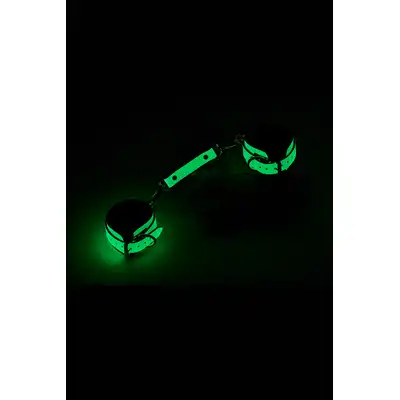 RADIANT HANDCUFF GLOW IN THE DARK GREEN