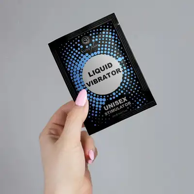 Secret Play - Liquid Vibrator. Saszetka płynnego wibratora. Żel intymny wywołujący efekt mrowienia i fale wibracji