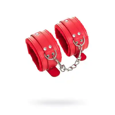 Toyfa - Anonymo Anklecuffs Red. Ponadczasowe kajdanki na kostki w kolorze krwistej czerwieni. Przekonaj się, że zniewalanie to czysta przyjemność