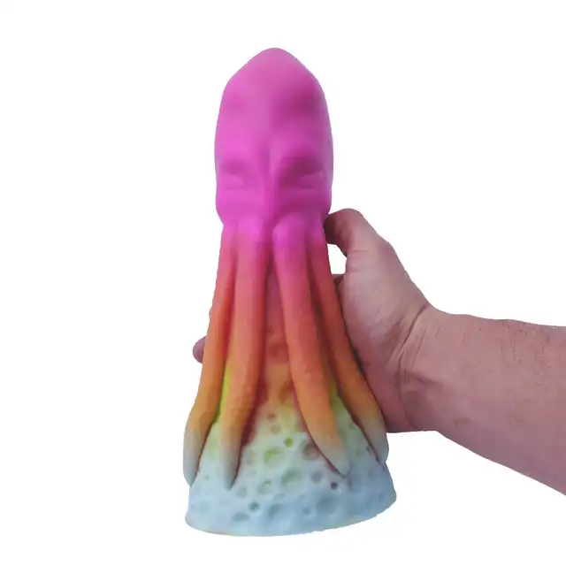 Kiotos Monstar - Beast 54. Wielkie dildo w kształcie ośmiornicy. 29 cm długości, 8 cm średnicy