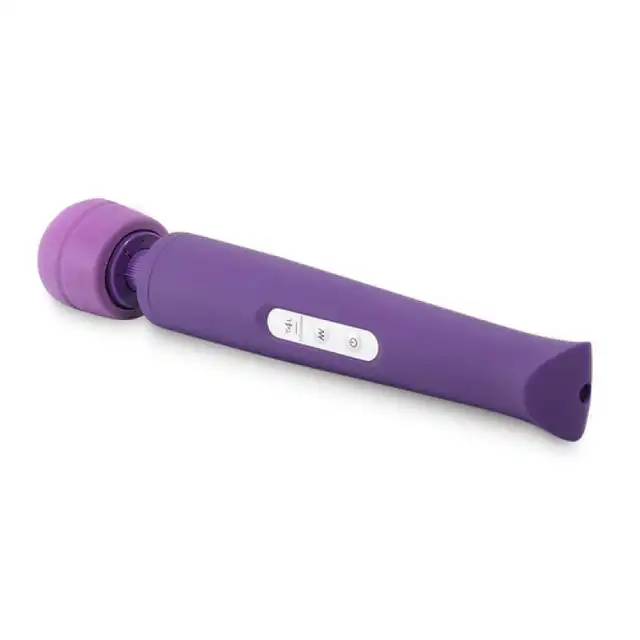 Candy Pie - Magic Wand Purple. Potężny wibrator typu magiczna róźdżka do stymulacji łechtaczki i masażu ciała.  Elegancki design w kolorze soczystej śliwki