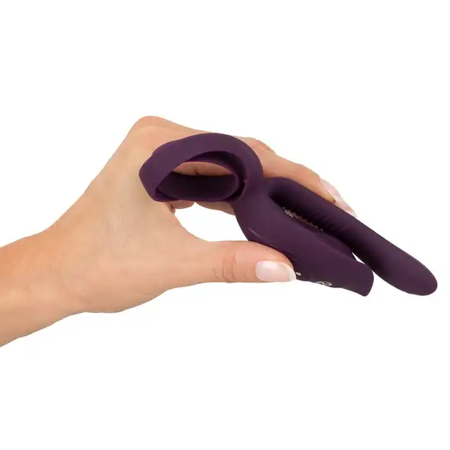 Couples Choice - RC Couples Vibrator 2. Niesamowity wibrator dla Par. Stymuluje łechtaczkę, punkt G, penisa oraz jądra. Nowe doznania podczas penetracji. 
