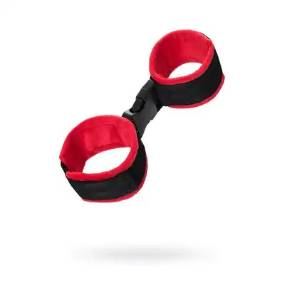 Toyfa - Anonymo Anklecuffs Velour Red. Kajdanki na kostki w tradycyjnym wydaniu. Krwista czerwień w połączeniu z welurowym środkiem to przepis na sukces