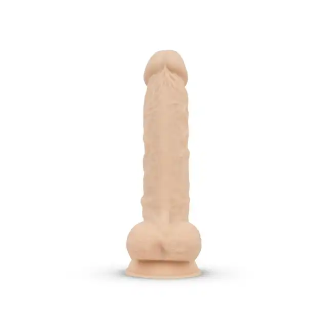 Real Fantasy - Percy. Realistyczne dildo z jądrami i przyssawką. Hipoalergiczny silikon i liczne teksturowania. 17,5 cm długości, 3,5 cm średnicy