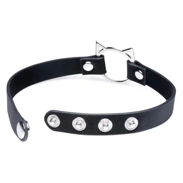 Master Series - Kinky Kitty Ring Slim Choker. Obroża z ringiem w kształcie uroczego kotka. Słodki dodatek do sypialnianego look`u 