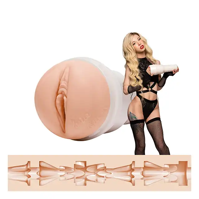 Fleshlight - Kenzie Reeves. Realistyczny masturbator z odlewem gwiazdy porno. Numer 1 na świecie!