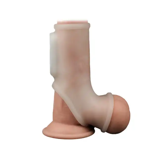 LoveToy - Silk Knights Vibrating Sleeve. Unikalna, elastyczna nakładka na penisa i jądra. Stymulujące wibracje. Do 45 % większego obwodu penisa