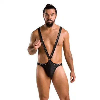 Passion - 028 Harry Body L/XL. Erotyczne body męskie o wyjątkowym kroju, zdobione srebrnymi elementami. Idealne podkreślenie męskiej sylwetki