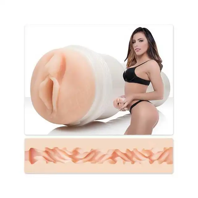 Fleshlight Girls - Adriana Chechik. Sztuczna pochwa nr 1 na świecie!