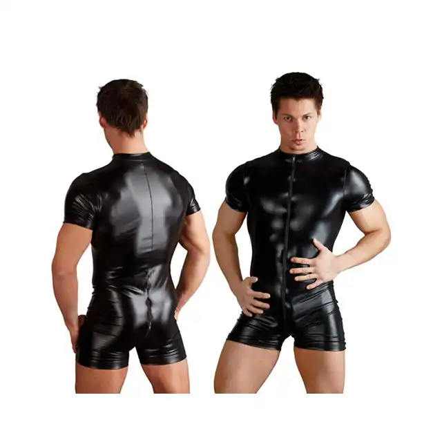 Svenjoyment - Playsuit. Kombinezon czarny wetlook.