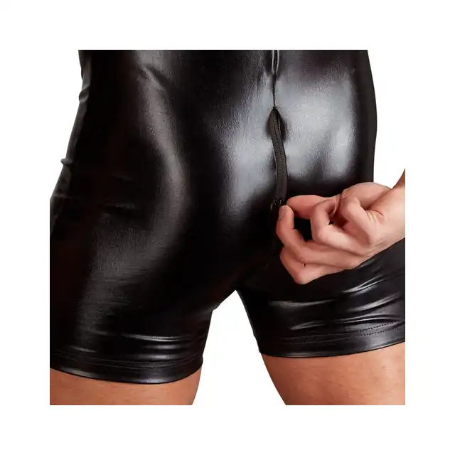 Svenjoyment - Playsuit. Kombinezon czarny wetlook.