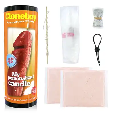 CloneBoy - Candle Red. Zaproś swoją partnerkę na perwersyjną kolację przy świecach.